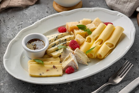 Сыры с трюфельным мёдом