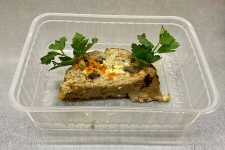 Рулет мясной с грибами