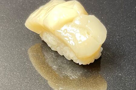 Суши с гребешком