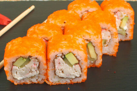 Ролл калифорния с креветкой