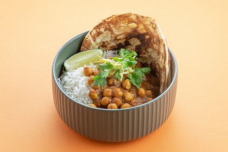 Чоле масала