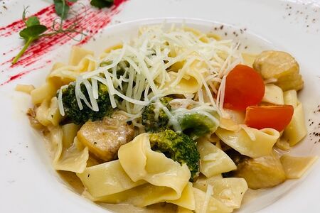 Тальятелле с судаком и брокколи