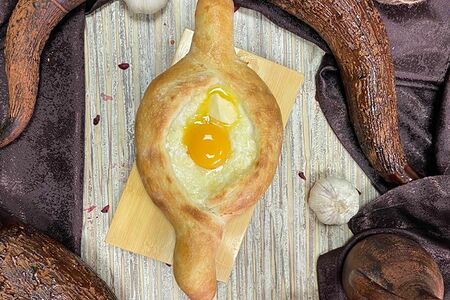 Хачапури по-аджарски