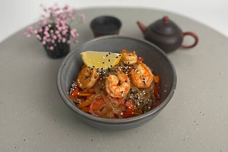 Вок с креветками