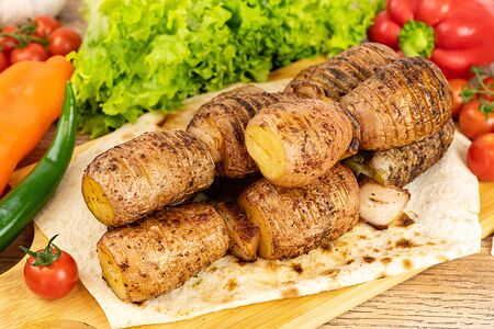 Картофель на мангале