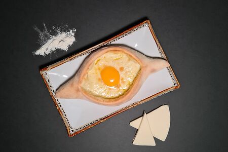 Хачапури по-аджарски