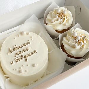 Набор Бенто-торт и капкейки для мамы и бабушки