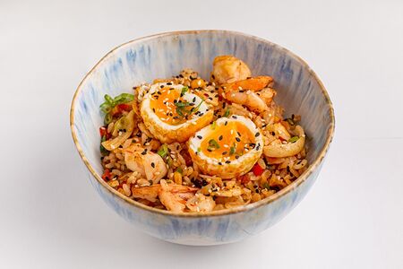 Жареный рис с морепродуктами по-тайски