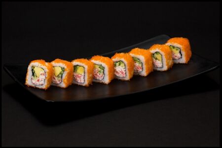 Ролл Калифорния с крабом