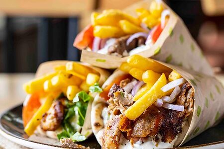 Шаурма фирменная в пите со свининой