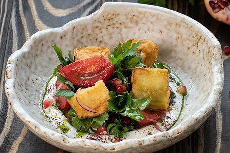 Теплый салат из баклажанов