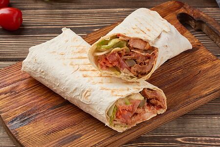 Шаурма со свининой в лаваше