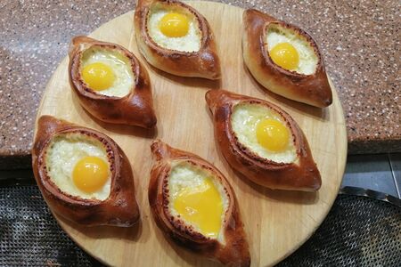 Хачапури по-аджарски