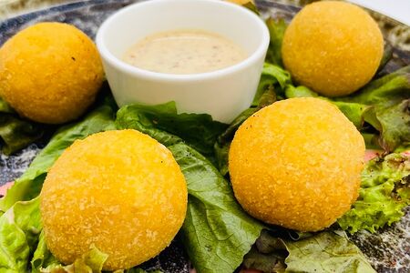 Сырные шарики