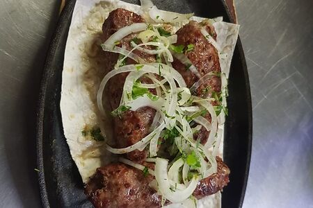 Люля-кебаб из говядины и баранины