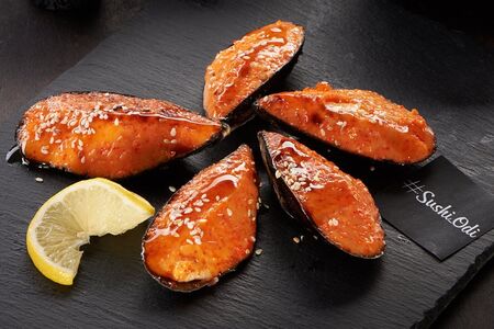 Мидии Запеченные