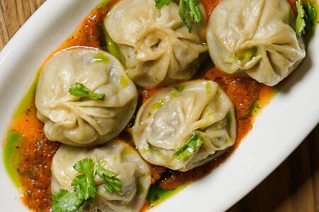 Манты с говядиной и свининой