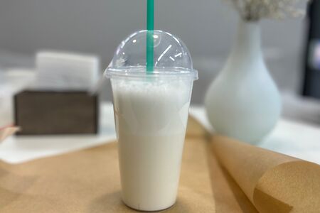 Молочный коктейль малиновый