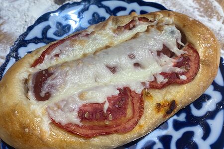 Сосиска с овощами и сыром