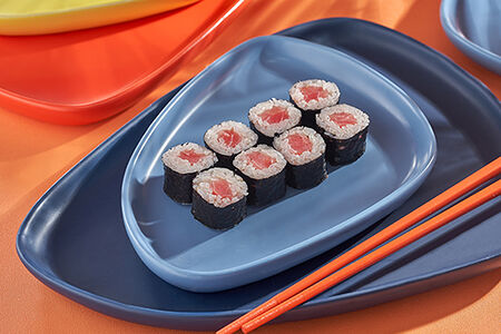 Ролл с тунцом