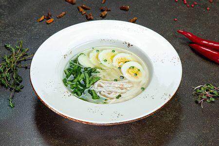 Бульон куриный