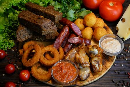 Поскребли по сусекам