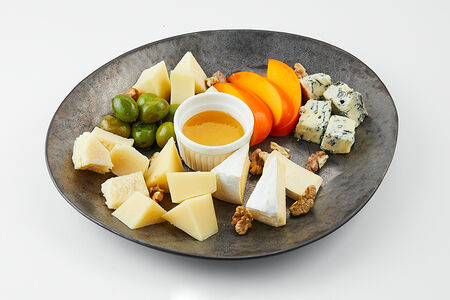 Сырная тарелка