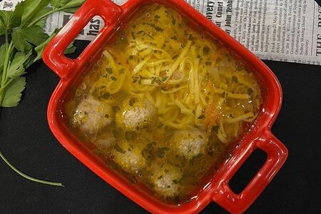 Суп с фрикадельками