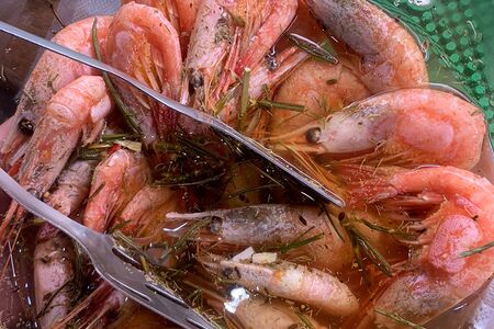 Креветки магаданские вареные