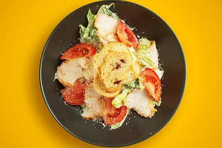 Цезарь с курицей