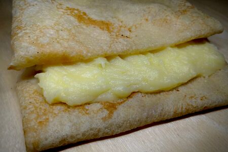 Блинчик с картофельным пюре