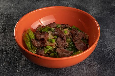 С ростбифом из оленины