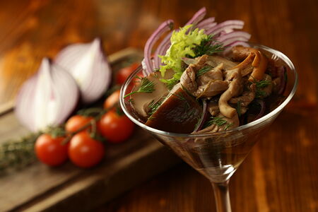 Ассорти маринованных грибочков