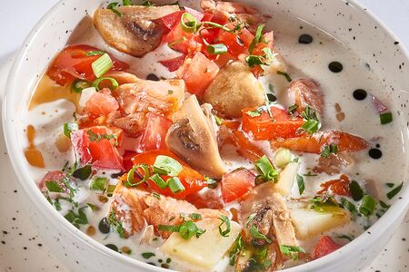 Сливочный суп с семгой