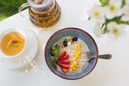 Овсяная каша на кокосовом молоке