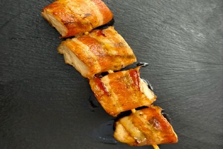 Шашлычок cвинoй в беконе