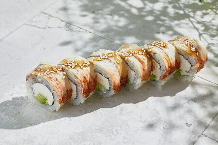 Ролл Филадельфия с угрем