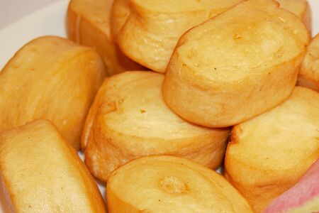 Китайские пампушки со сгущенным молоком