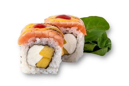 Филадельфия манго с салатом