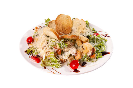 Салат Цезарь с курицей