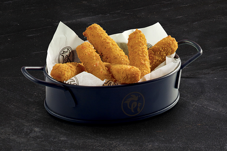 Сырные палочки из моцареллы