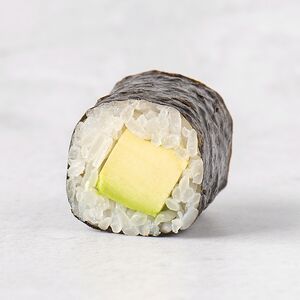 Хосомаки с авокадо