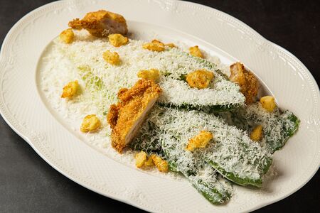 Цезарь с курицей