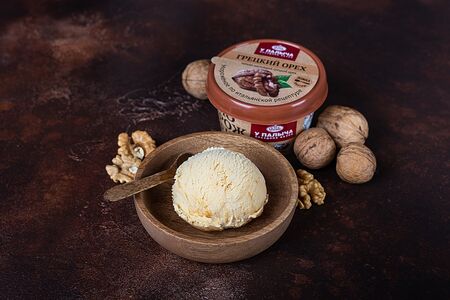 Мороженое сливочное Крем-брюле с грецким орехом