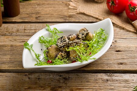 Рулетики из баклажанов