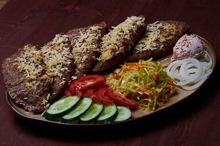 Набор из фаршированных плескавиц