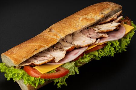 Багет-сэндвич с курицей