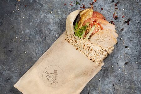 Роб рой в сырном лаваше с филе цыплёнка