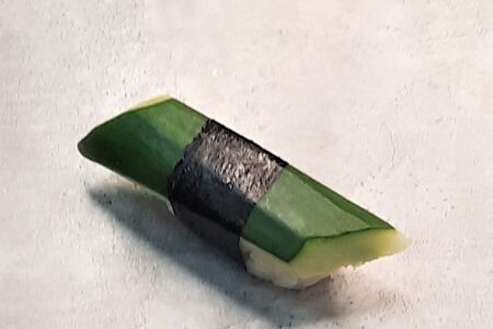 Суши Огурец