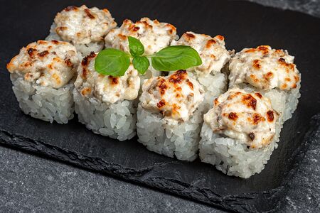 Запечённый лосось с шампиньонами